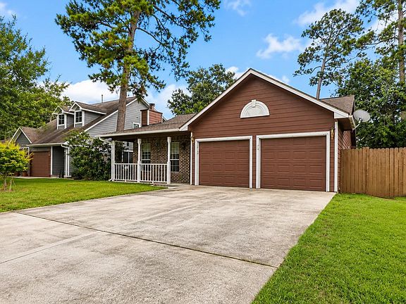 2nd image of 527 Aweigh Dr