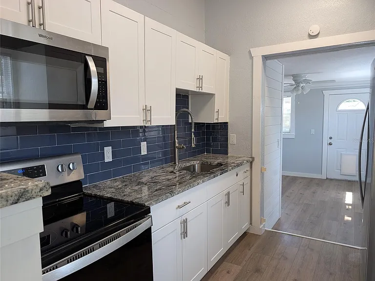5005 Newton Ave S — Photo 7