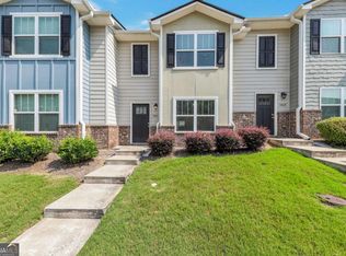 4431 Pinscher St, Union City, GA 30291
