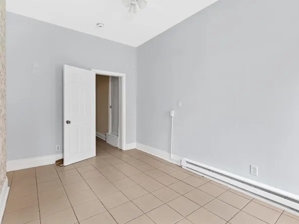 207 15th Street image 15 of 19