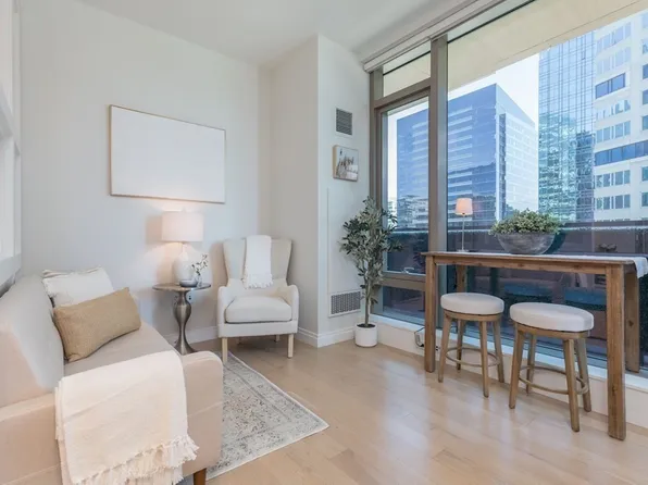 133 Seaport Blvd Unit 502, Boston, MA 02210