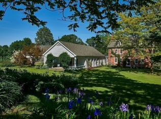 17 East St, Stockbridge, MA 01262