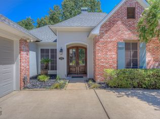 10489 Plum Creek Dr, Shreveport, LA 71106