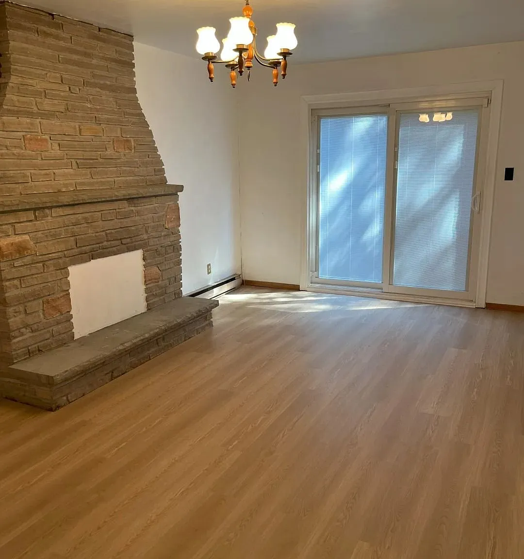 2 bed, $2,300 — Photo 4