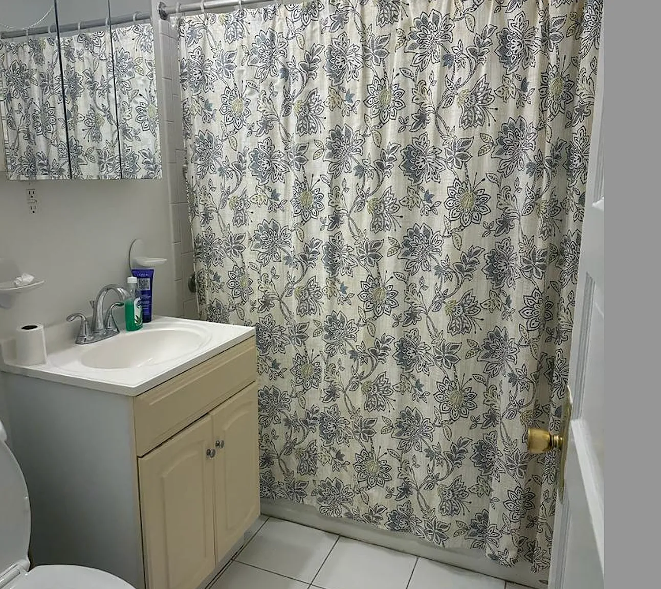 3 bed, 1700 sqft, $900 — Photo 4