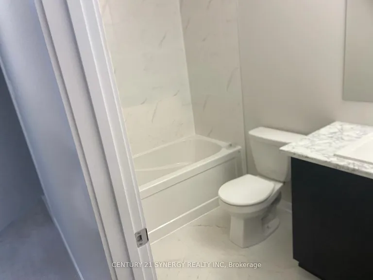 516 Oldenburg Ave S — Photo 6