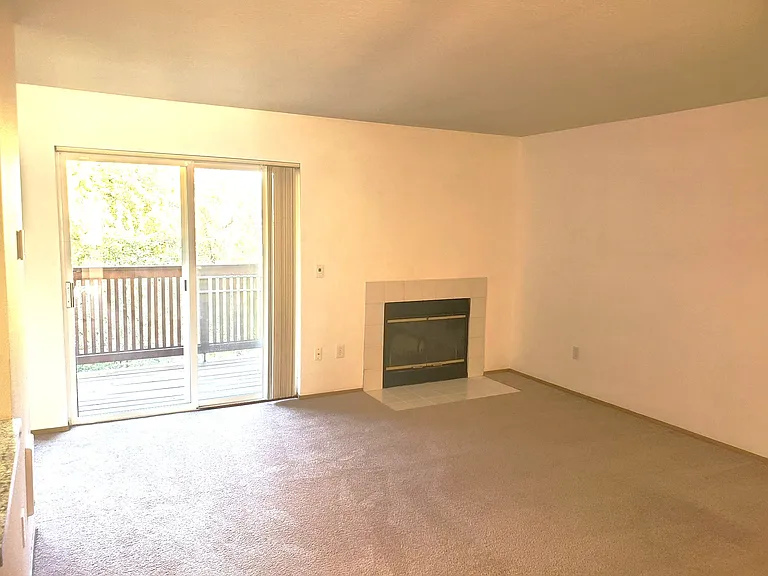 10660 SW Davies Rd #43 — Photo 5