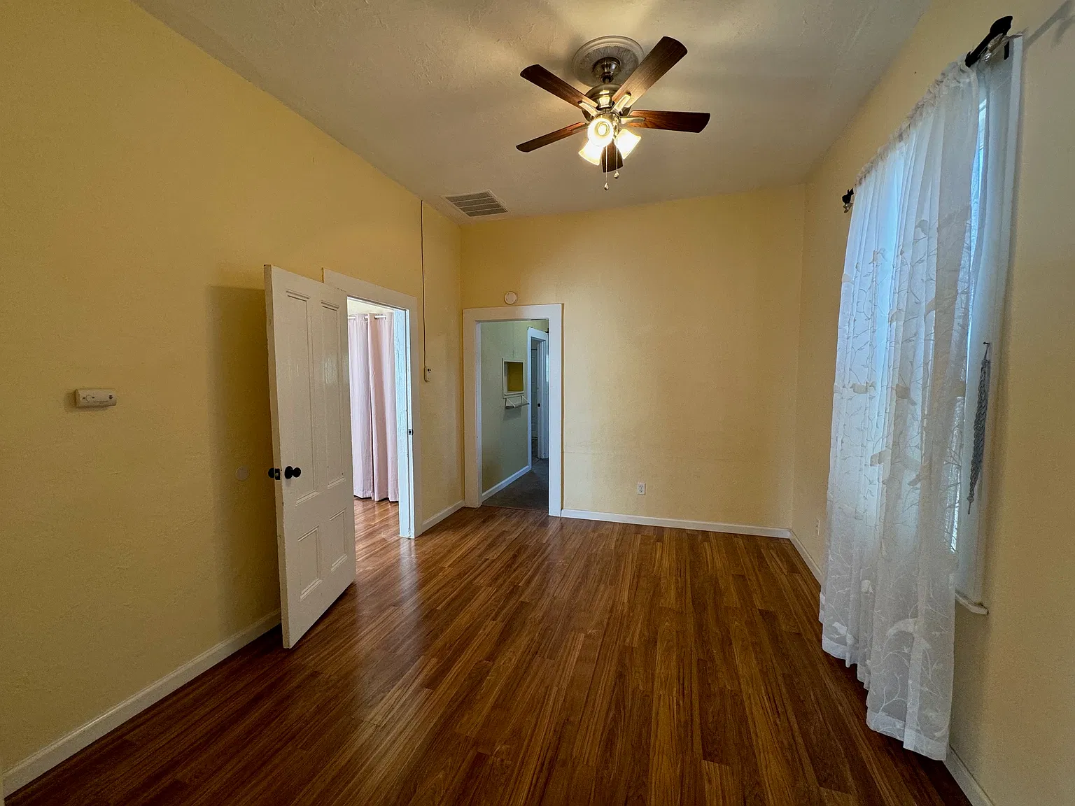 2 bed, $2,875 — Photo 2