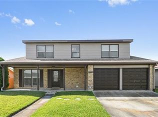 3724 Burntwood Dr, Harvey, LA 70058