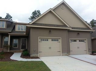 32 Cypress Cir, Southern Pines, NC 28387