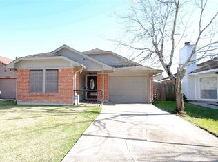 11018 Shadowfield Dr, Houston, TX 77064