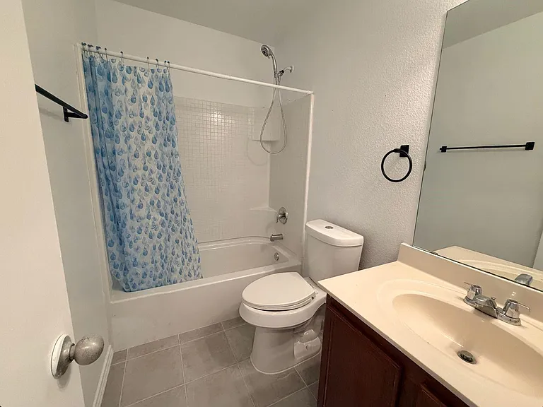 8440 Shallow Creek Dr — Photo 14