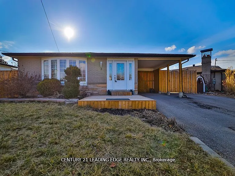 3 Crombie Pl — Photo 2