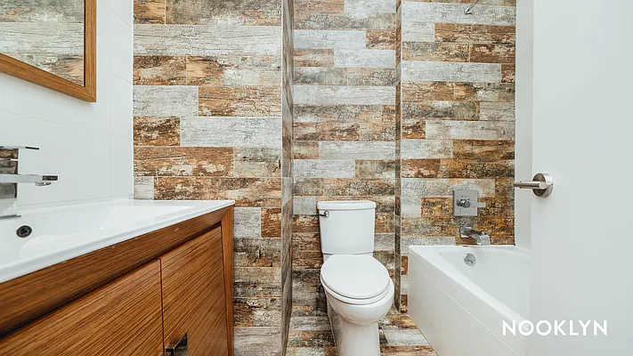 Rented by Nooklyn NYC LLC | media 32