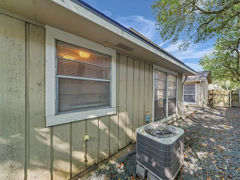 10827 Sugar Hill Dr #A — Photo 29