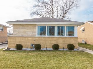 7329 W Breen St, Niles, IL 60714