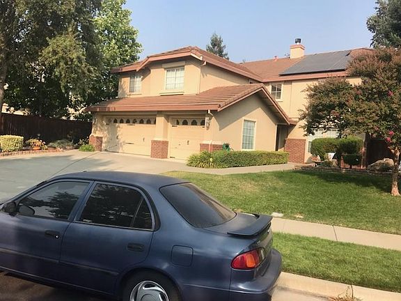 3rd image of 1070 Winterwood Dr