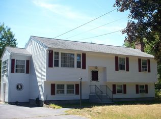 83 Lowell Rd, Pepperell, MA 01463