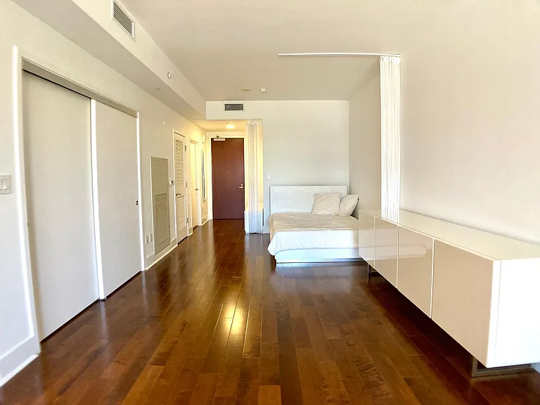 88 E San Fernando St #504 — Photo 2