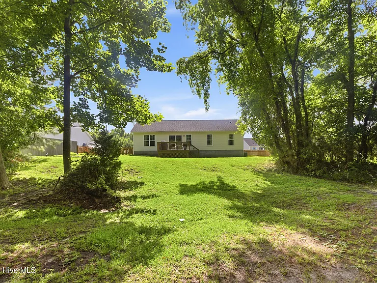 211 N Windy Ridge Rd — Photo 26