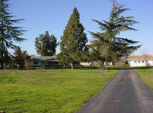 3101 E Forest Lake Rd, Acampo, CA 95220