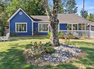 4304 Hillview Dr, Acworth, GA 30101