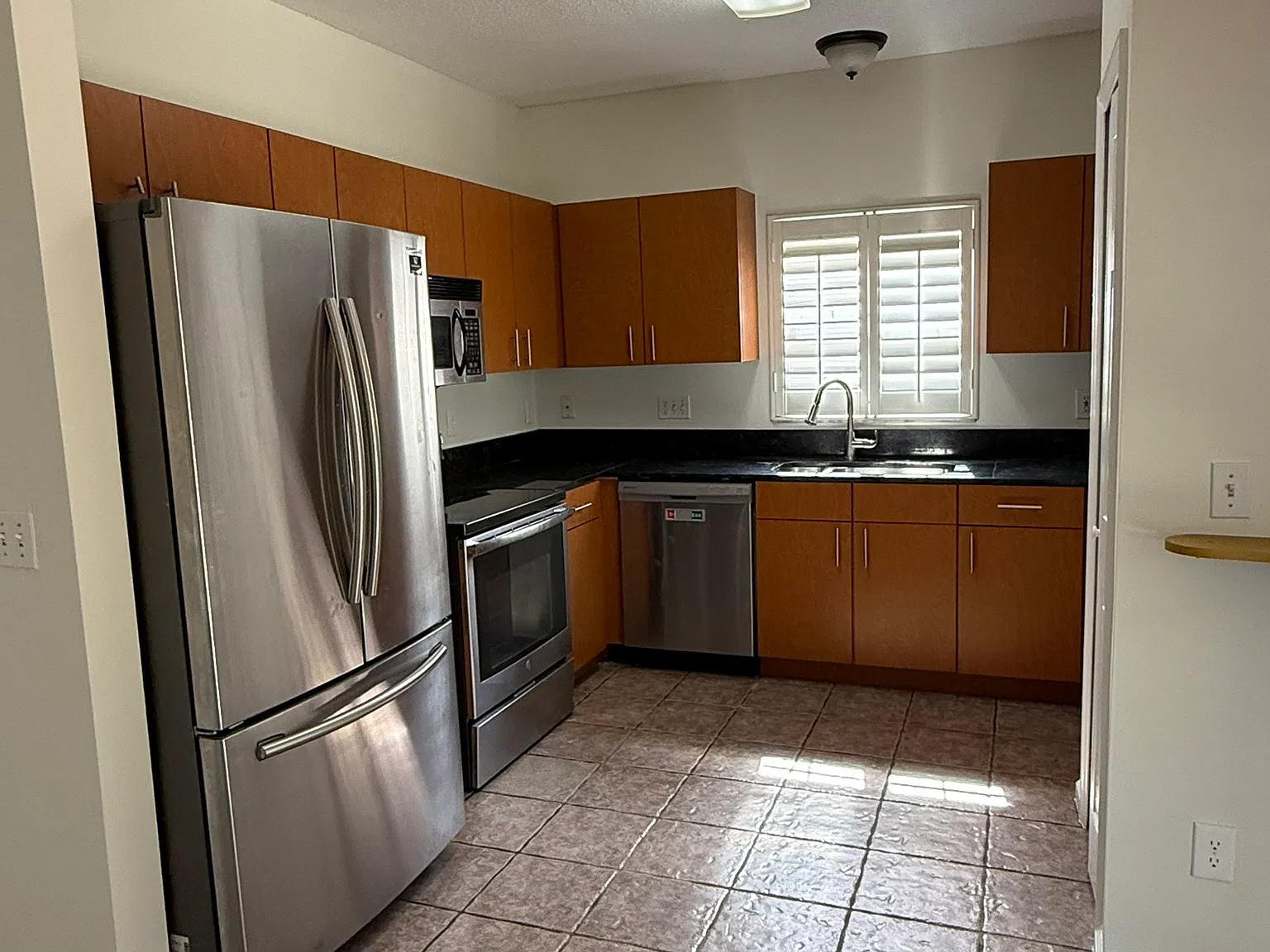 4 bed, 1450 sqft, $2,700 — Photo 4