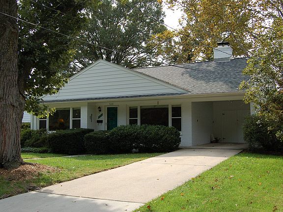 3rd image of 9608 Alta Vista Ter