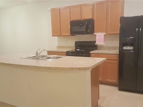 4th image of 10728 Crossback Ln
