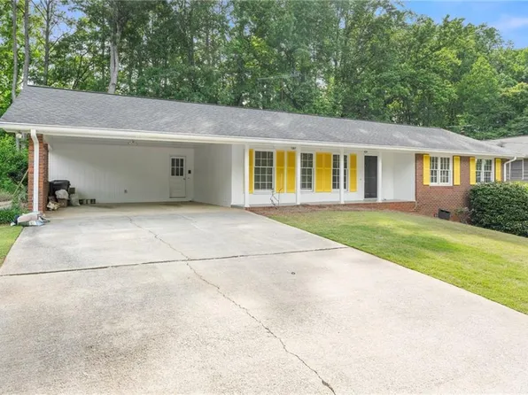 145 Bainbridge Trl, Roswell, GA 30076
