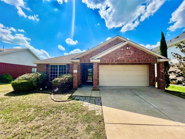 2311 Sparrow Dr, Forney, TX 75126