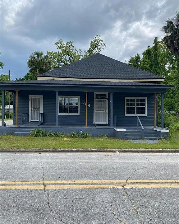 1st image of 504 SW Fort King St