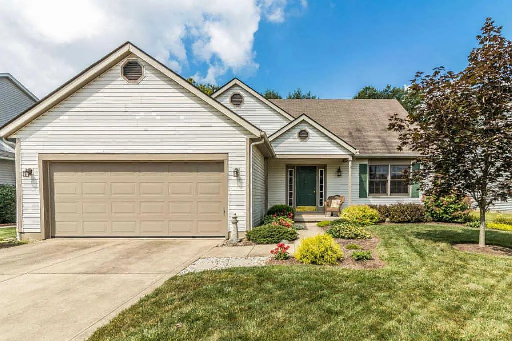 155 Bridgeport Way photo 1