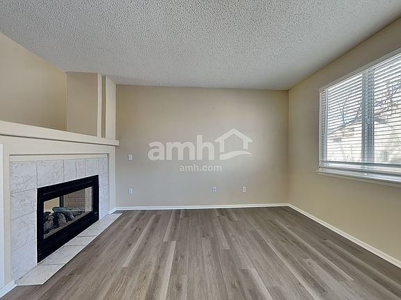 5th image of 19509 E 59th Pl