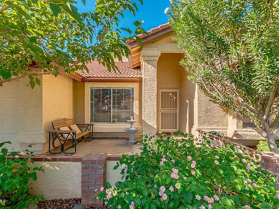 5th image of 3608 N Canary Cir