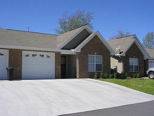 1st image of 611 Yellow Leaf Way #15
