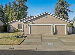 253 Gilbert Dr, Ripon, CA 95366
