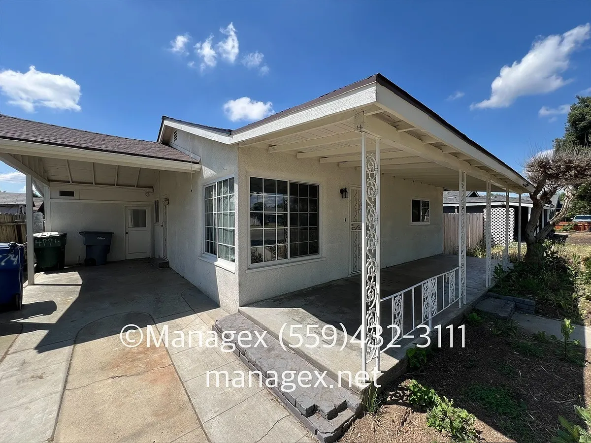 Building Photo - 4774 E Hammond Ave