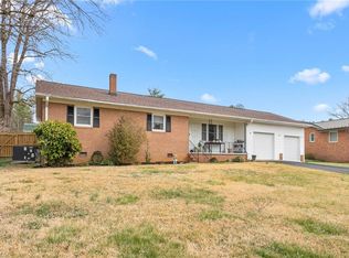 943 Maurine Dr, Asheboro, NC 27205