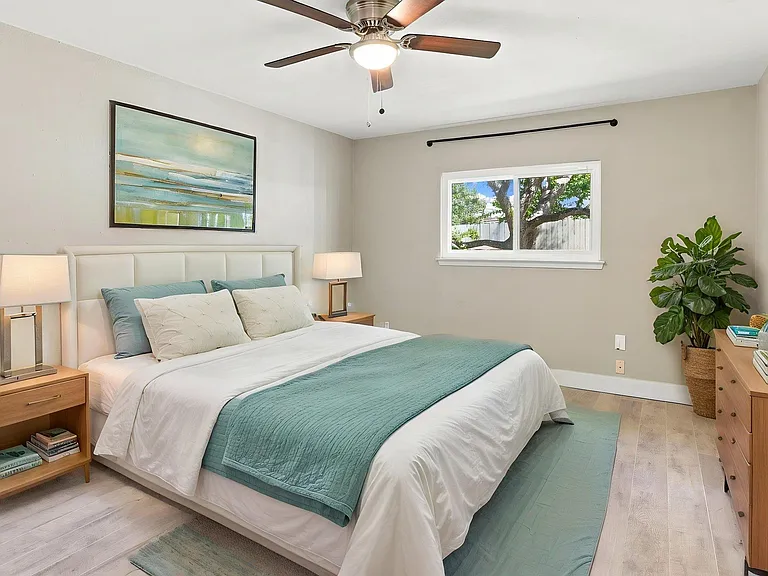 12713 Rhea Ct — Photo 7