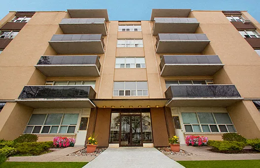 300 Saint Clair Ave W