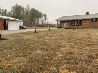 3270 Clay Banner Rd, Oak Hill, OH 45656