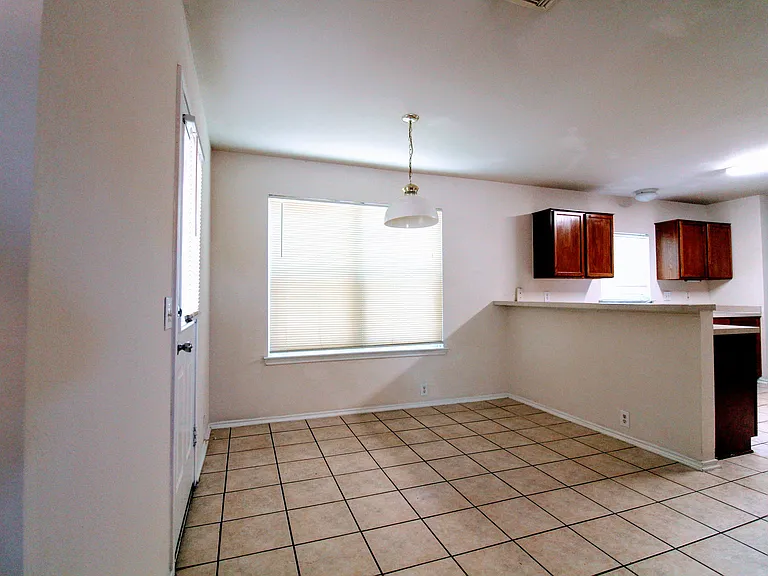 13142 Willowthorn Ln — Photo 5