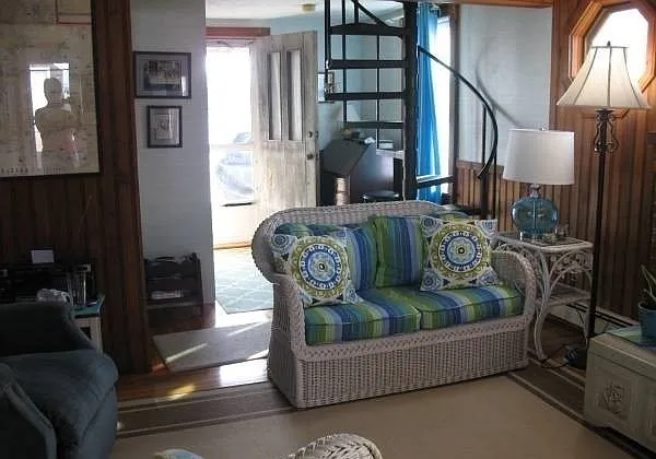 1 bed, 1.0 bath, 600 sqft, $1,650 — Photo 3
