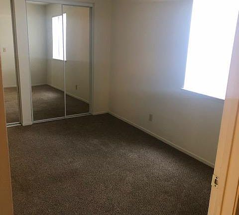 5th image of 7453 Sandalwood Dr