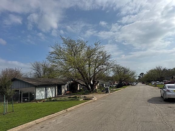 4th image of 6804 Margaret Dr