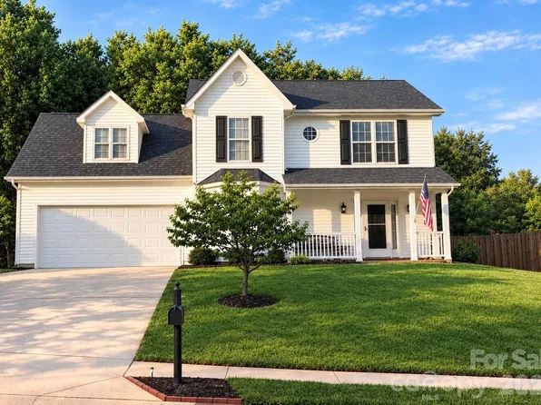 120 Arbor Ridge Rd, Mount Holly, NC 28120