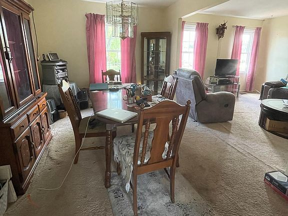 4th image of 9470 Abingdon Ct