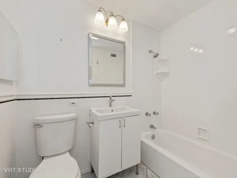 1460 Sandburg St #2512 — Photo 8