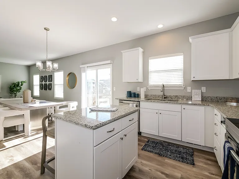 1005 NW High View Dr — Photo 5